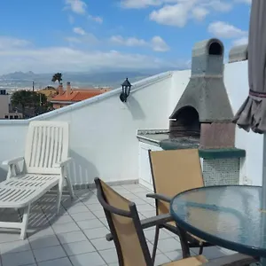 beautiful-apartment-with-volcano-view.tenerifehoteles.net/